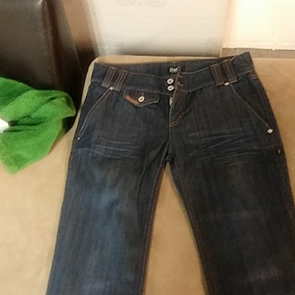 Jeans - Picture 1 of 3